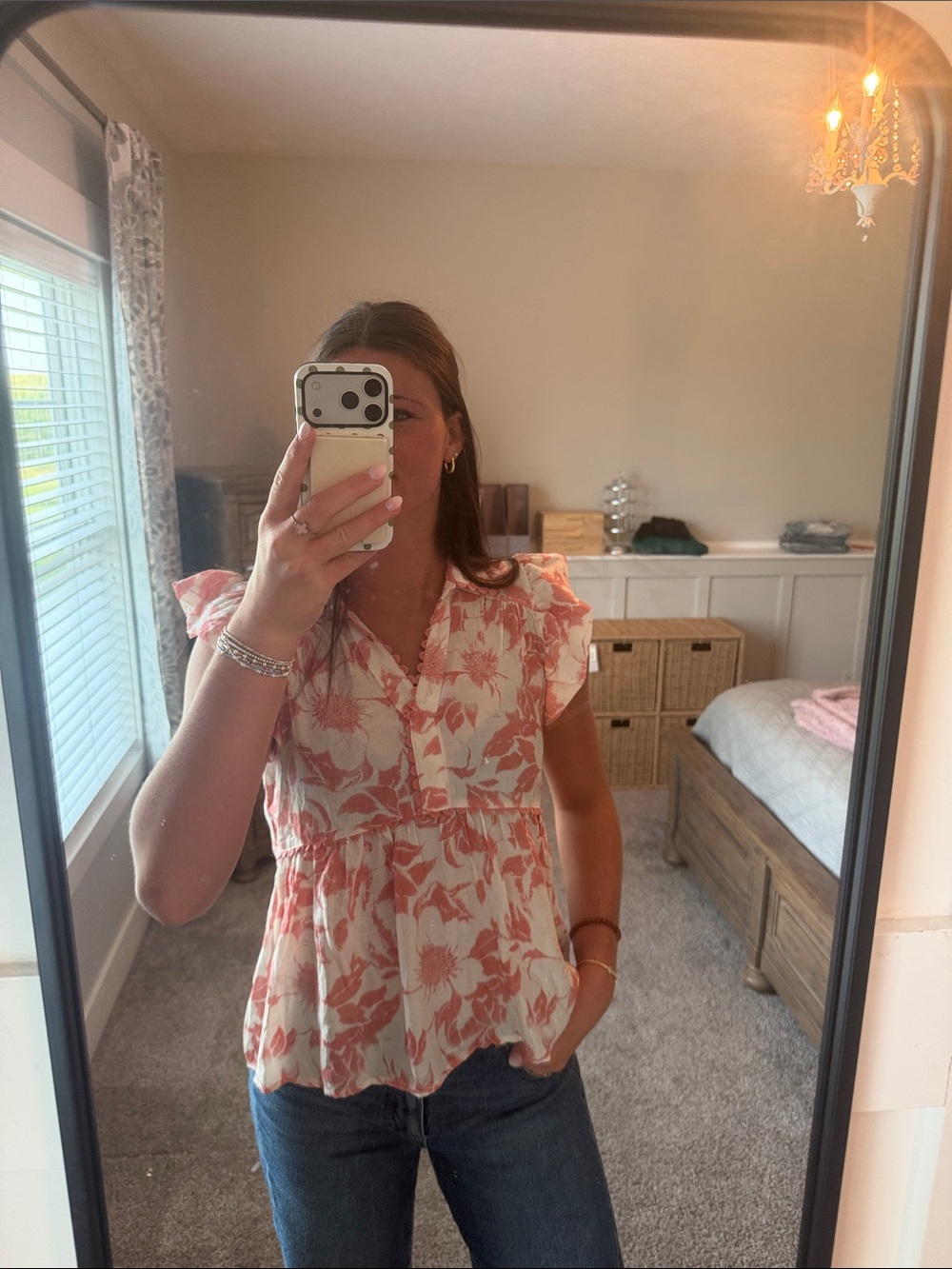 Women's Floral Flutter Sleeve Blouse - Pink/Cream